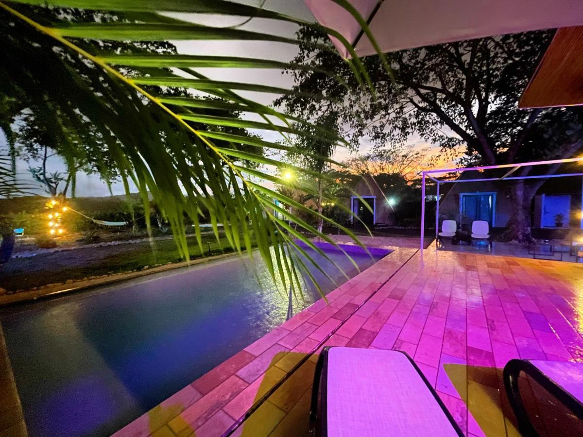 Pyramid Tamarindo Luxury Hotel Exterior foto